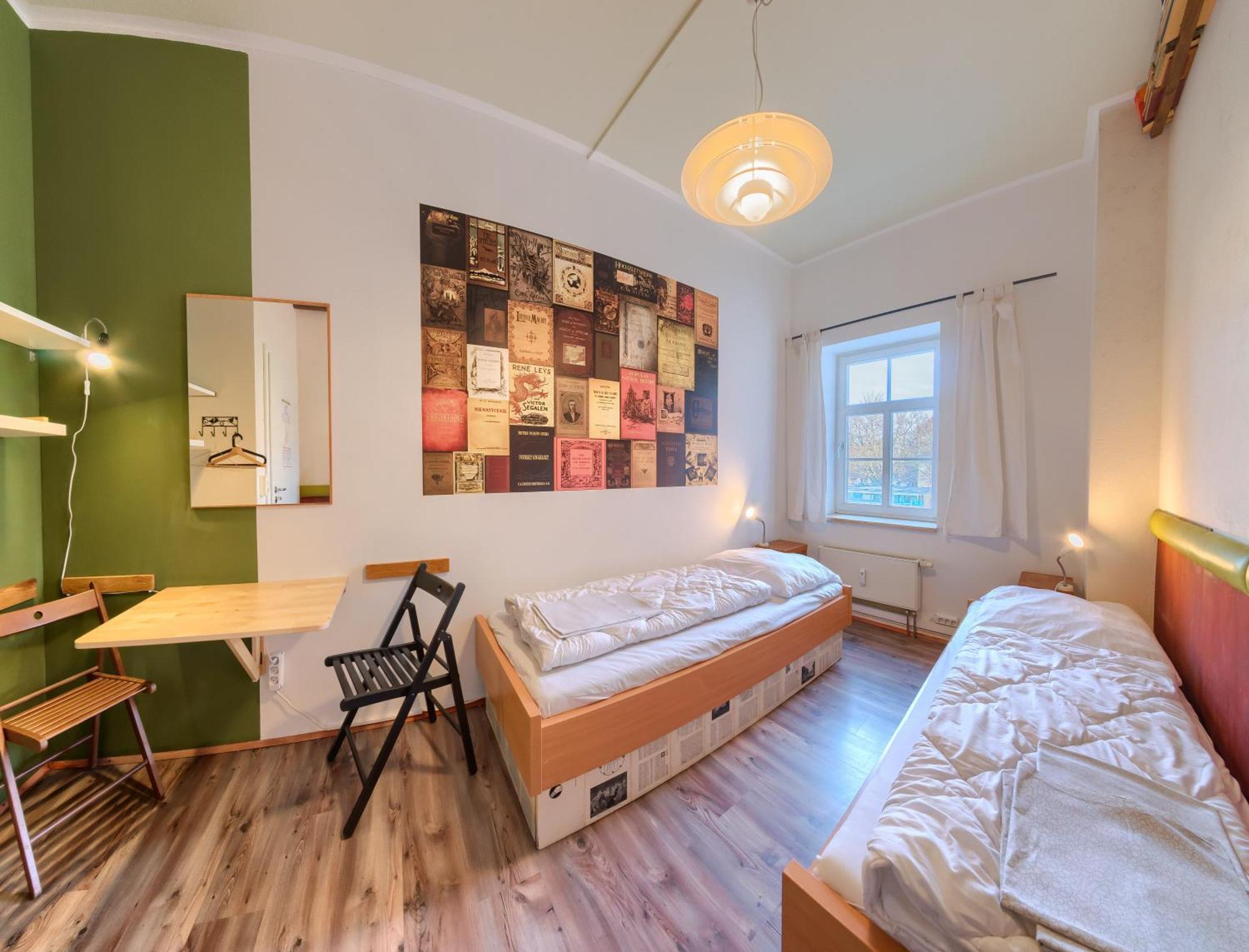 Labyrinth Hostel Weimar Exterior photo