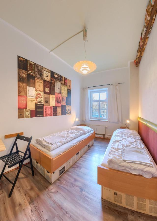 Labyrinth Hostel Weimar Exterior photo