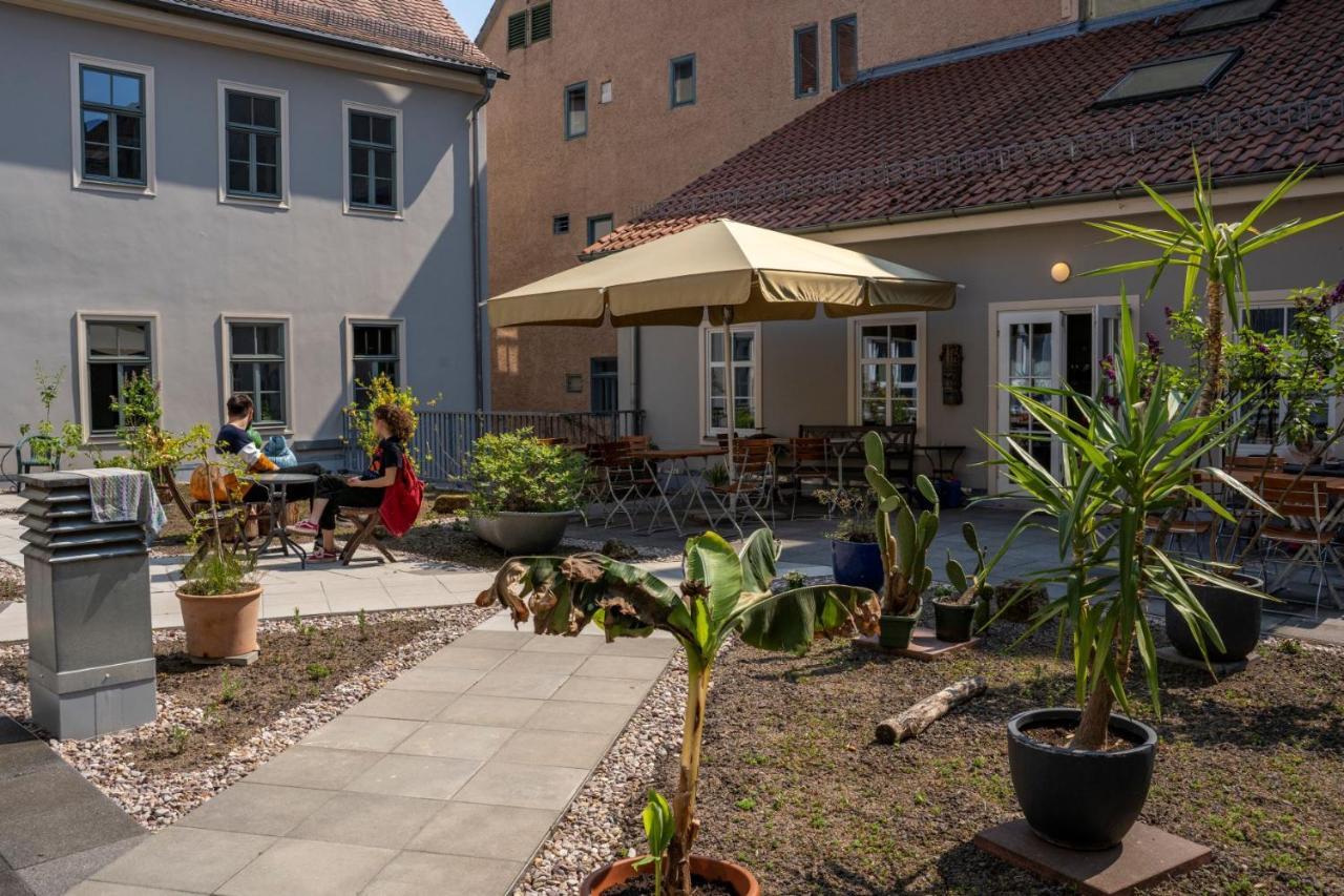 Labyrinth Hostel Weimar Exterior photo