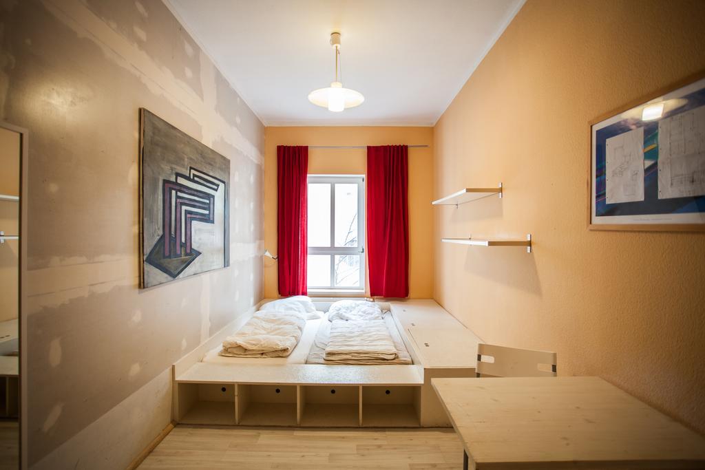 Labyrinth Hostel Weimar Exterior photo